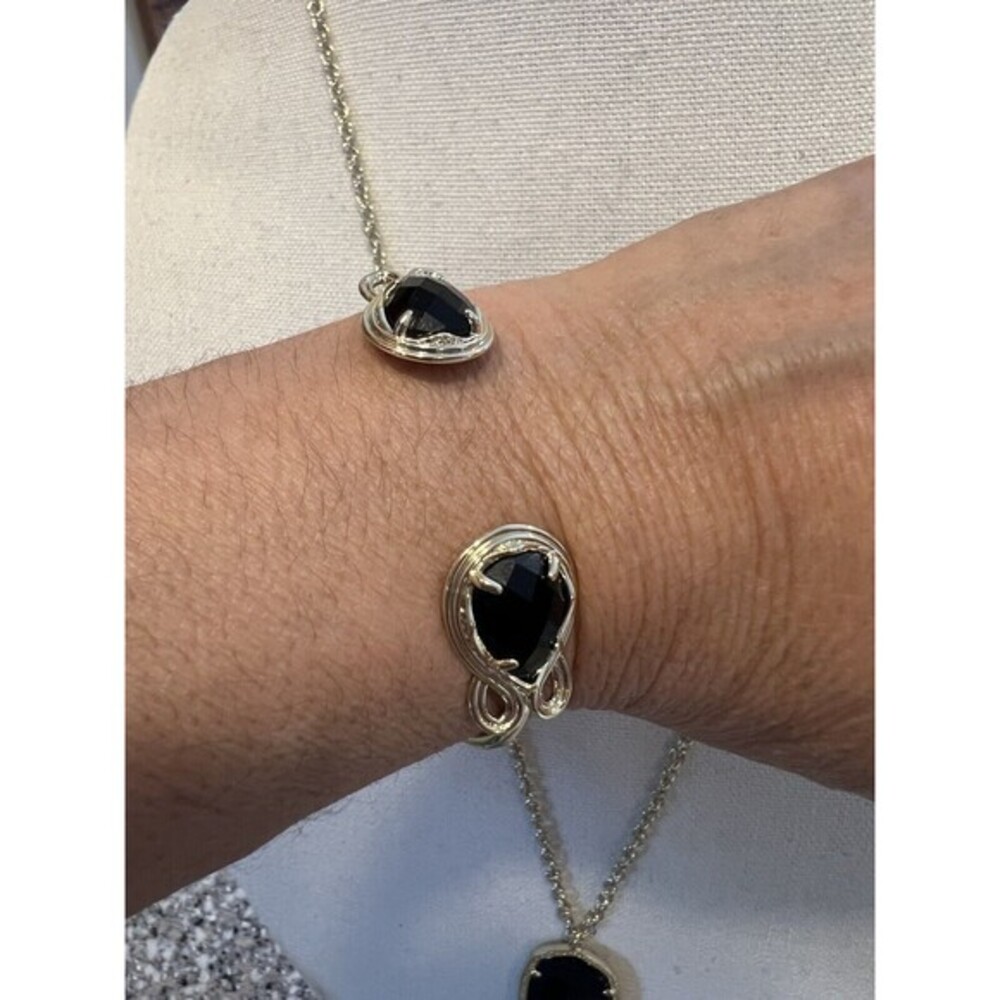 Kendra Scott Andy Pinch Faceted Black Stone Gold Tone Cuff Bracelet